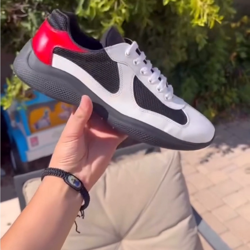 Prada shoes Cup Authentic comes with box
